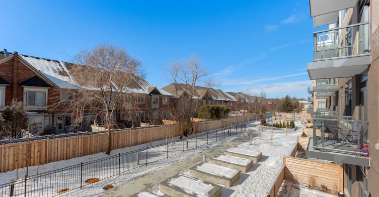 228-8 Beverley Glen Boulevard, Vaughan, ON, L4J 0L5 - 12
