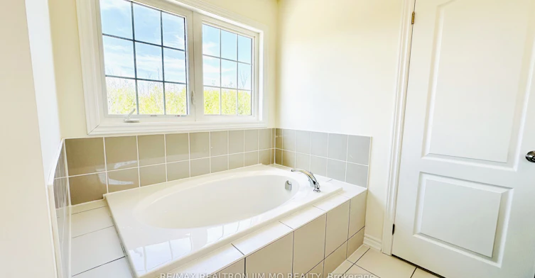 104 Cliff Thompson Court, Georgina, ON, L0E 1R0 - 14