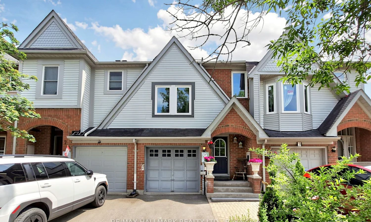 5 Evelyn Buck Lane