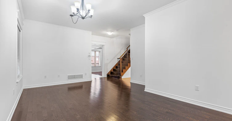7 Plantain Lane, Richmond Hill, ON, L4E 1B8 - 4