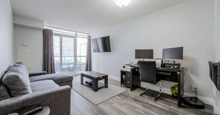 209-55 South Town Centre Boulevard, Markham, ON, L6G 0B1 - 9