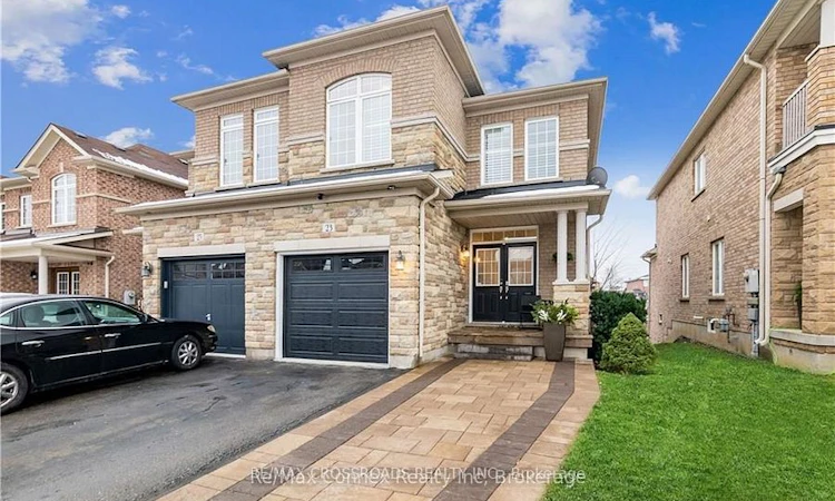 23 Worthview Drive S