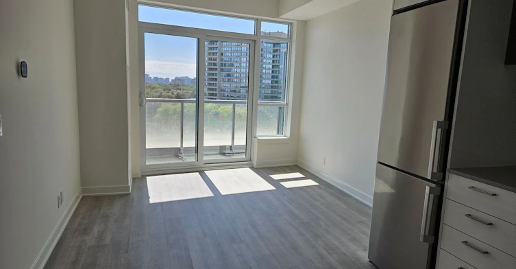 509-30 Upper Mall Way, Vaughan, ON, L4J 4P8 - 3