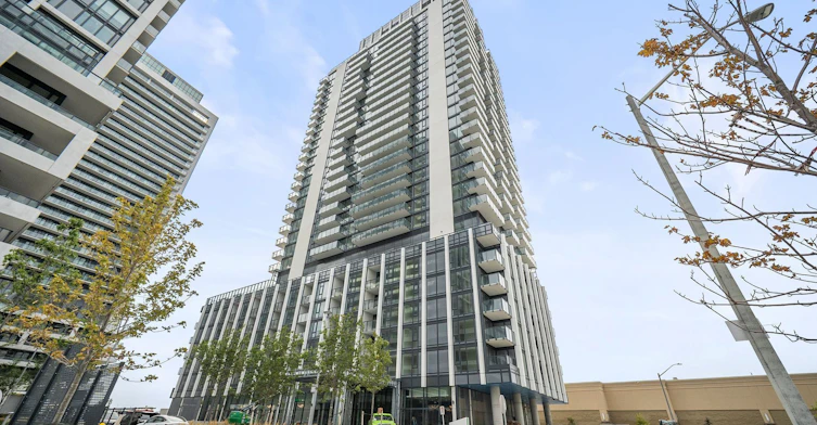 207-27 Korda Gate, Vaughan, ON, L4K 2M9