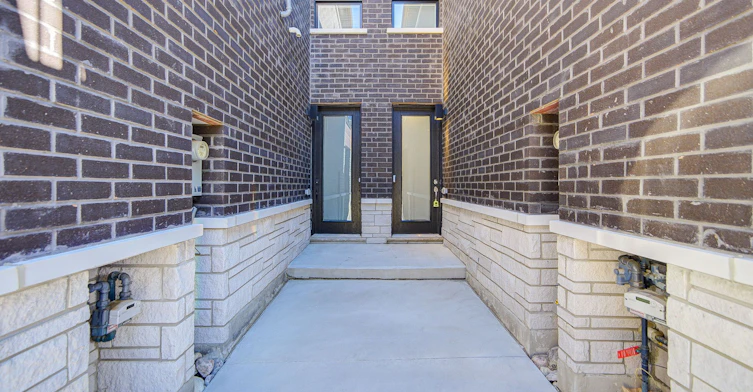 37 Harold Wilson Lane, Richmond Hill, ON, L4S 0R3 - 4