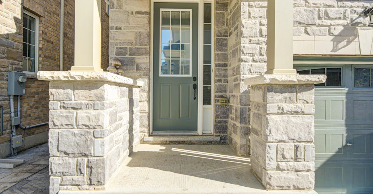 36 Latchford Lane, Richmond Hill, ON, L4C 7V6 - 2