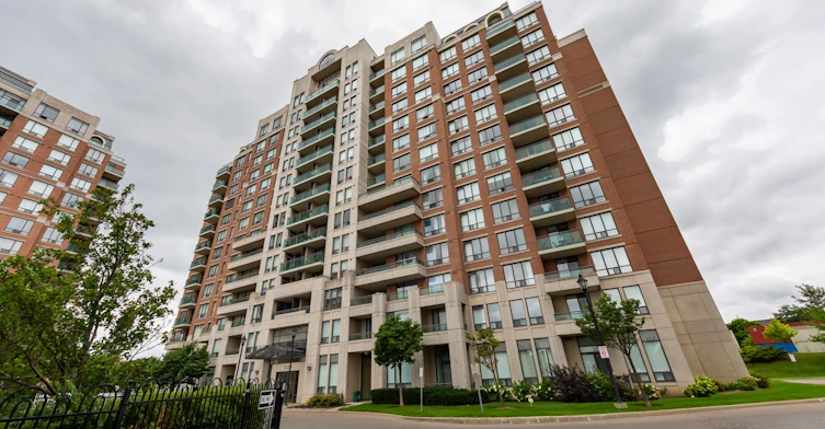 214-330 Red Maple Road, Richmond Hill, ON, L4C 0T6 - 23
