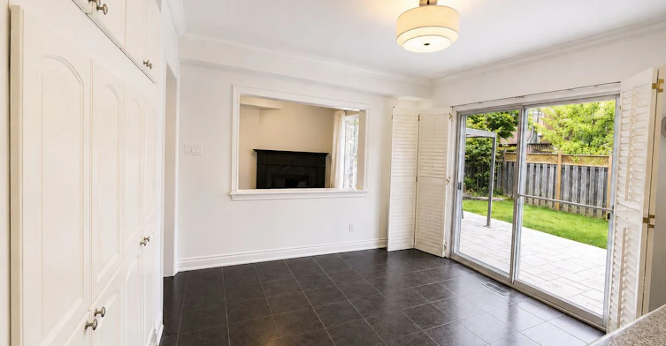 19 Arvida Drive, Vaughan, ON, L4J 7X8 - 7