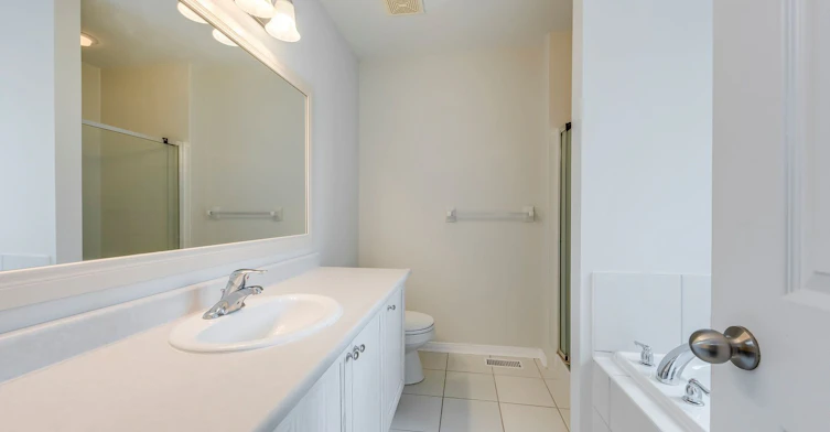 7 Marshview Avenue, Aurora, ON, L4G 7W2 - 13