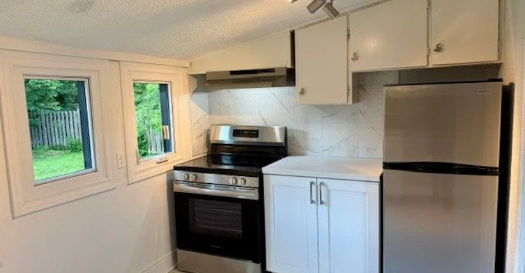 220 Ruggles Avenue, Richmond Hill, ON, L4C 1Y5 - 12