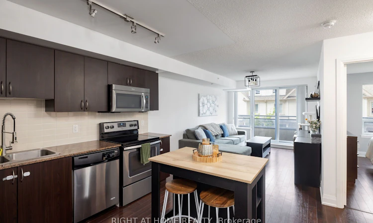 220-376 Highway 7 E N/A