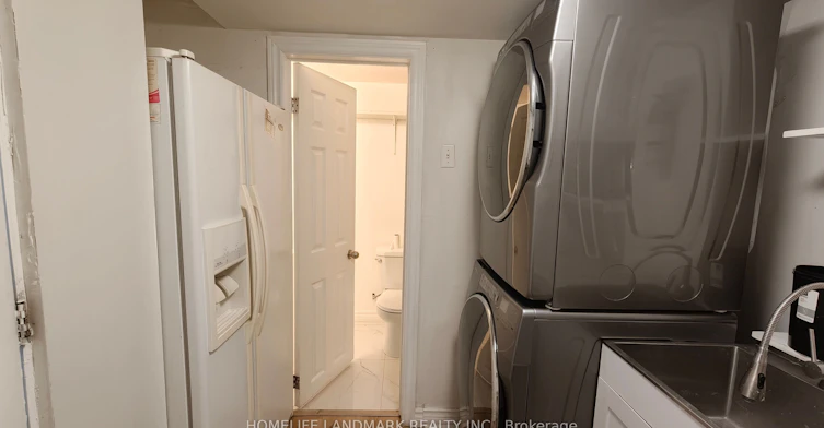 Basement #2-385 Marybay Crescent, Richmond Hill, ON, L4C 2X5 - 9
