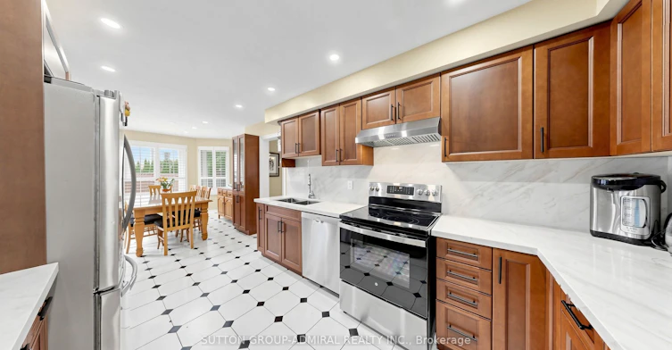 119 Mountbatten Road, Vaughan, ON, L4J 7W6 - 13