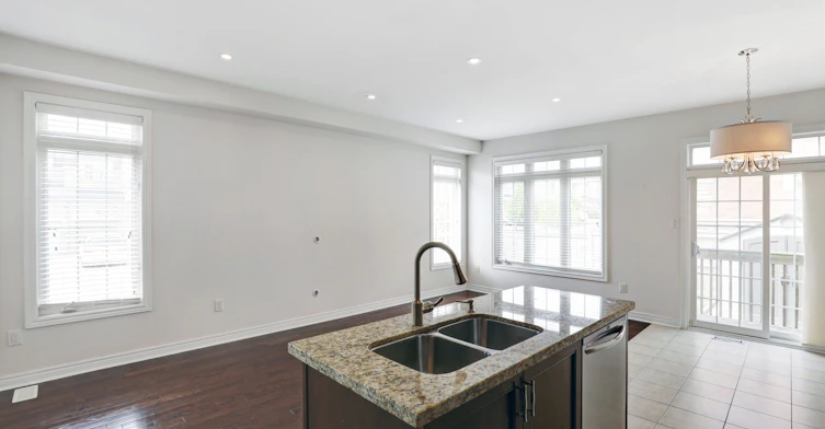 41 Spruce Pine Crescent, Vaughan, ON, L6A 4T3 - 11