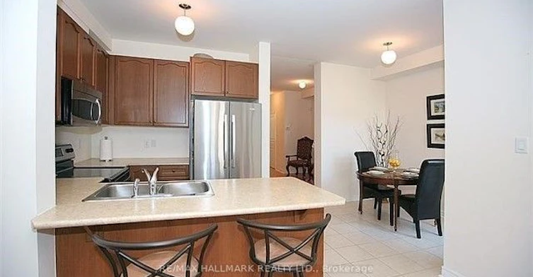 230 Hansard Drive, Vaughan, ON, L4H 0W1 - 3