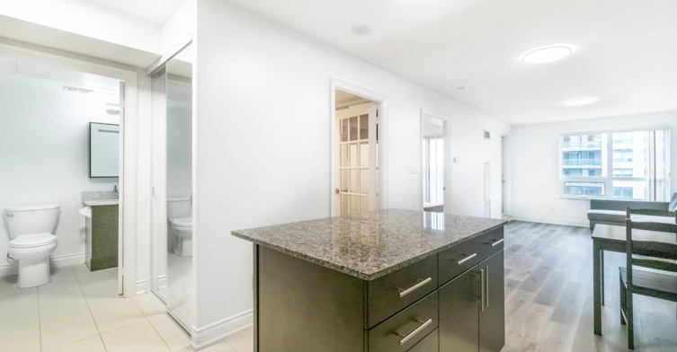 809-60 South Town Centre Boulevard, Markham, ON, L6G 0C5 - 4