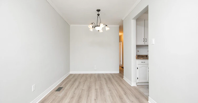 Main-179 Septonne Avenue, Newmarket, ON, L3Y 2W5 - 7