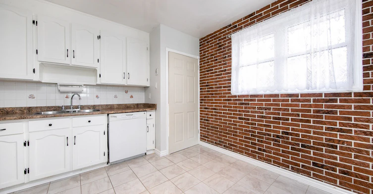 Main-179 Septonne Avenue, Newmarket, ON, L3Y 2W5 - 10