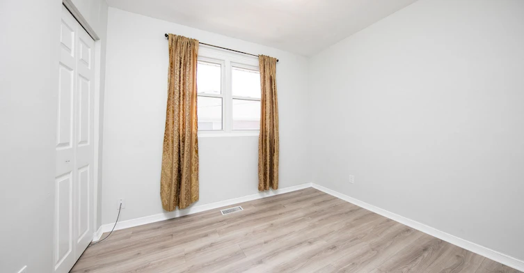 Main-179 Septonne Avenue, Newmarket, ON, L3Y 2W5 - 13