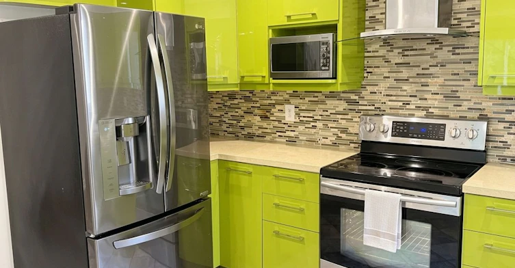 37 Versailles Court, Richmond Hill, ON, L4C 8V6 - 5