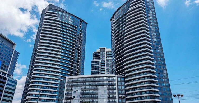 2432-7161 Yonge Street NE, Vaughan, ON, L3T 0C8