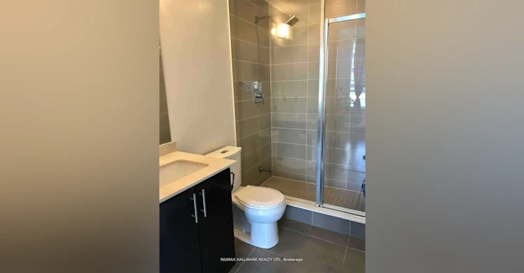 2432-7161 Yonge Street NE, Vaughan, ON, L3T 0C8 - 4