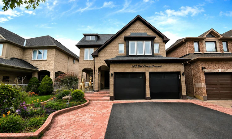 107 Bel Canto Crescent