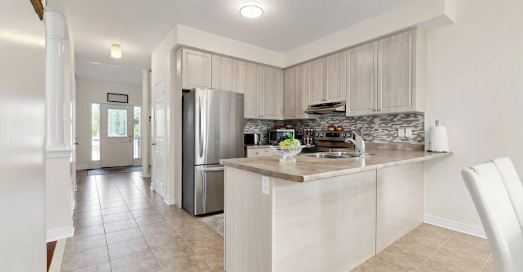 15 Paulgrave Avenue, Georgina, ON, L4P 0C3 - 9