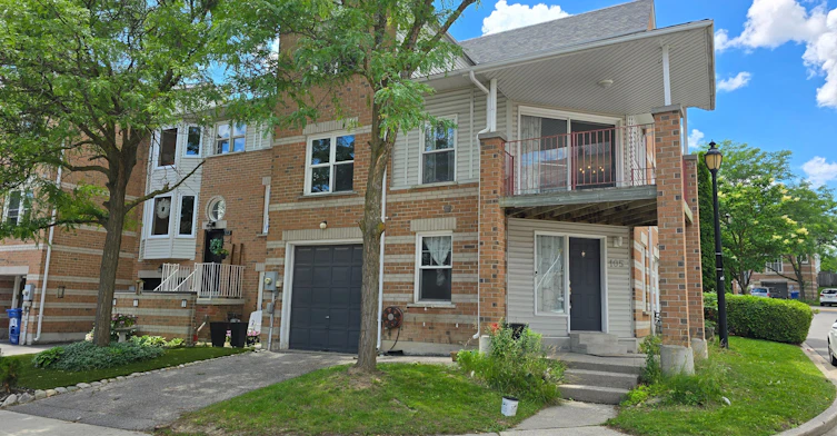 79-105 Brandy Lane Way, Newmarket, ON, L3Y 8P7