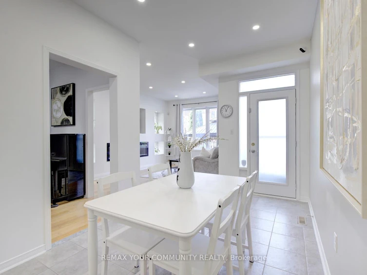 42 Laramie Crescent, Vaughan, ON, L6A 0P8 - 12