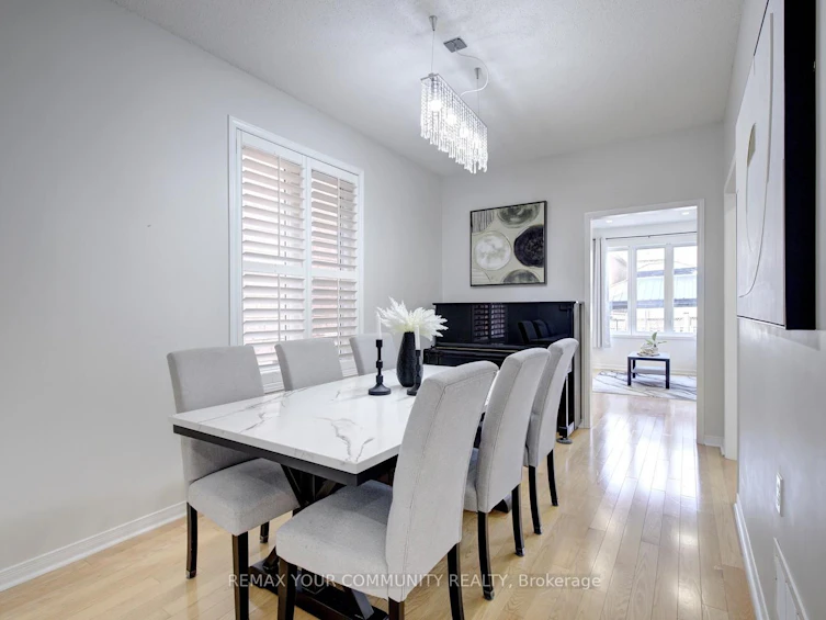 42 Laramie Crescent, Vaughan, ON, L6A 0P8 - 16