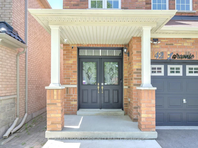 42 Laramie Crescent, Vaughan, ON, L6A 0P8 - 2