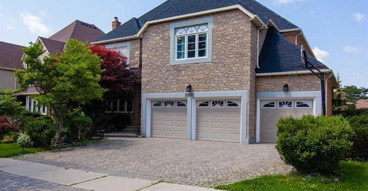 1001 Lockwood Circle, Newmarket, ON, L3X 1M1 - 2