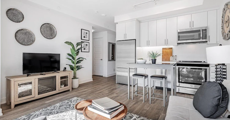 C312-301 Sea Ray Avenue, Innisfil, ON, L9S 0L8 - 3