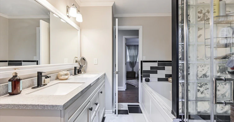 30 French Crescent, East Gwillimbury, ON, L9N 1J8 - 13