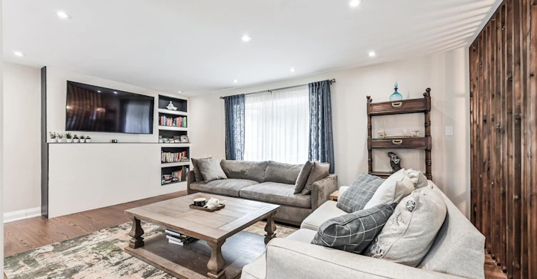 30 French Crescent, East Gwillimbury, ON, L9N 1J8 - 4