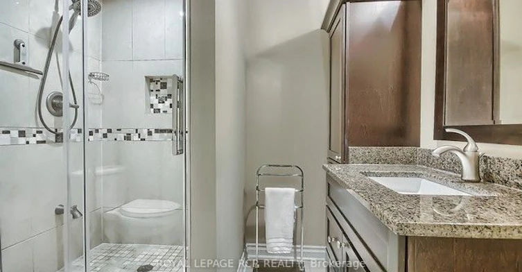 617 Brooker Ridge, Newmarket, ON, L3X 1V7 - 32