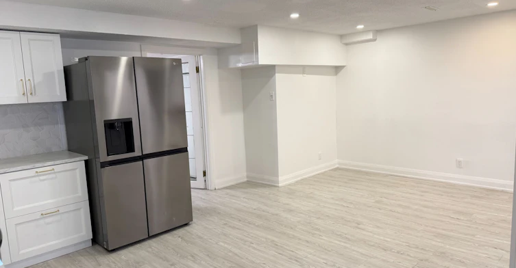 6 Albery Crescent, Aurora, ON, L4G 5R4 - 6
