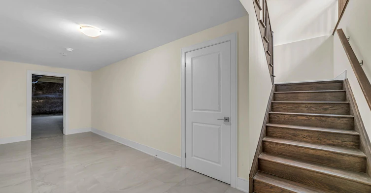8 Saxby Farm Avenue, King, ON, L7B 0T1 - 42