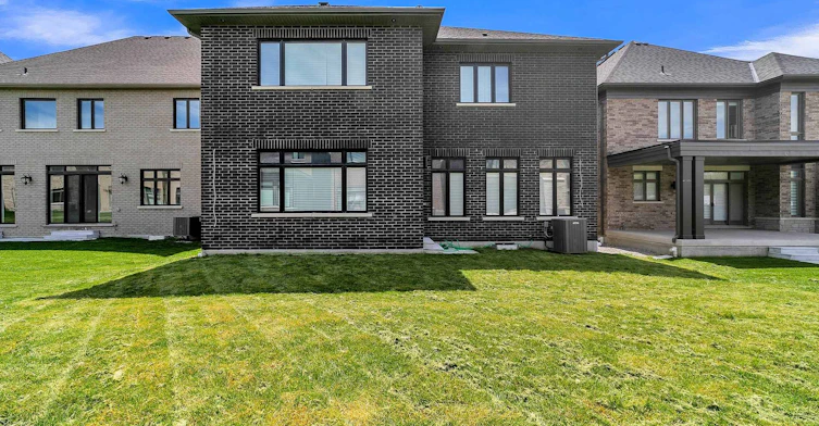 8 Saxby Farm Avenue, King, ON, L7B 0T1 - 47