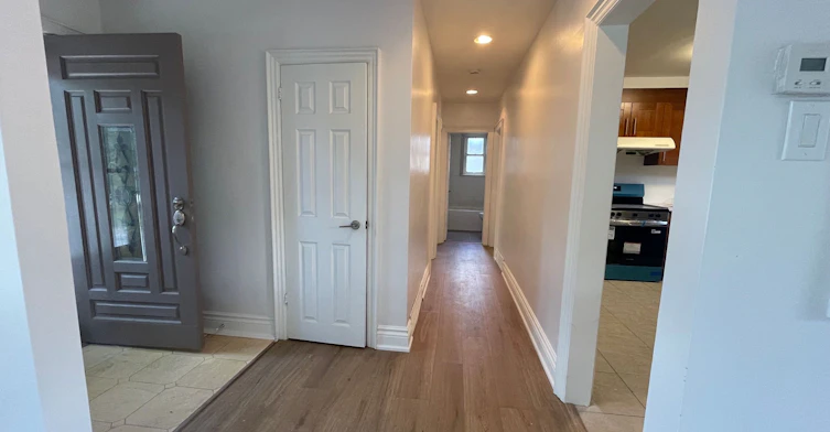 Main Floor-116 Cartier Crescent, Richmond Hill, ON, L4C 2N6 - 6