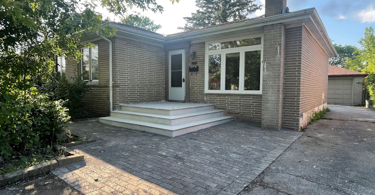 Main Floor-116 Cartier Crescent, Richmond Hill, ON, L4C 2N6 - 2