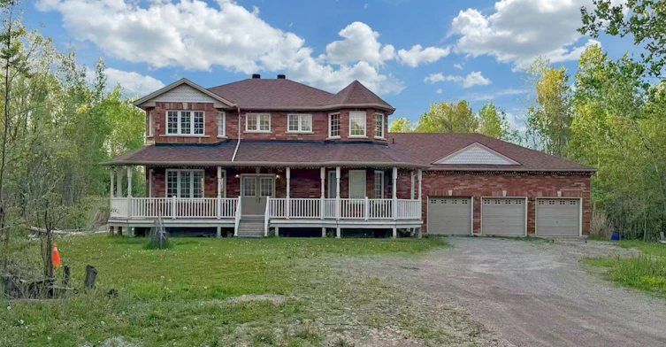 3370 Ravenshoe Road, Georgina, ON, L4P 0K8