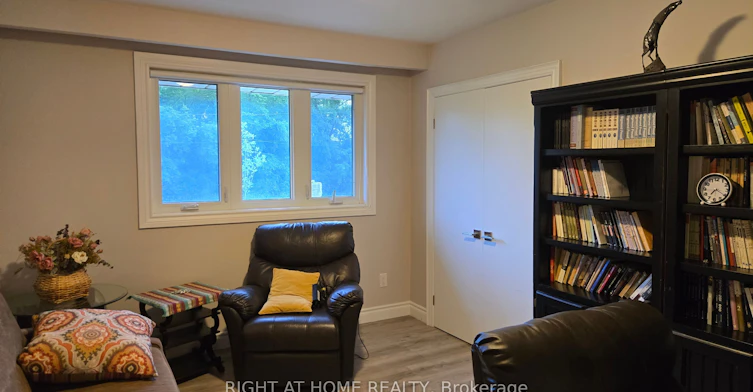 20 May Avenue, Richmond Hill, ON, L4C 3S6 - 8