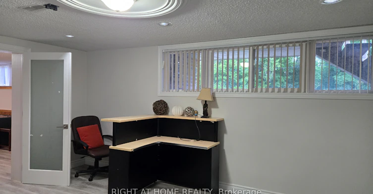 20 May Avenue, Richmond Hill, ON, L4C 3S6 - 18