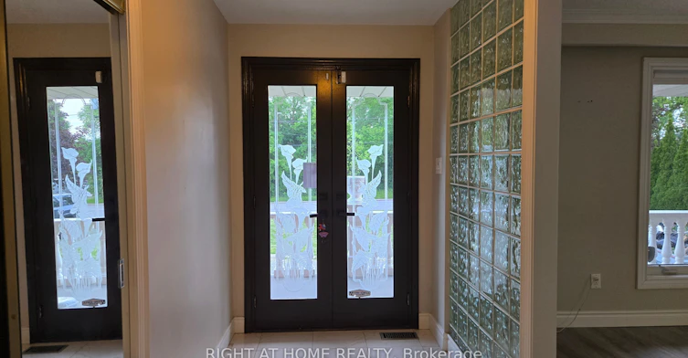 20 May Avenue, Richmond Hill, ON, L4C 3S6