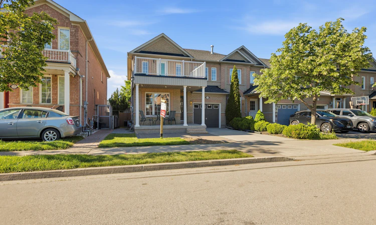 129 Dolce Crescent