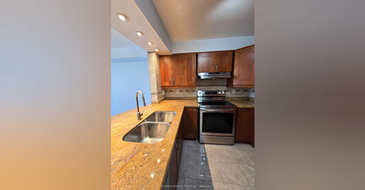 1510-11 Townsgate Drive, Vaughan, ON, L4J 8G4 - 17