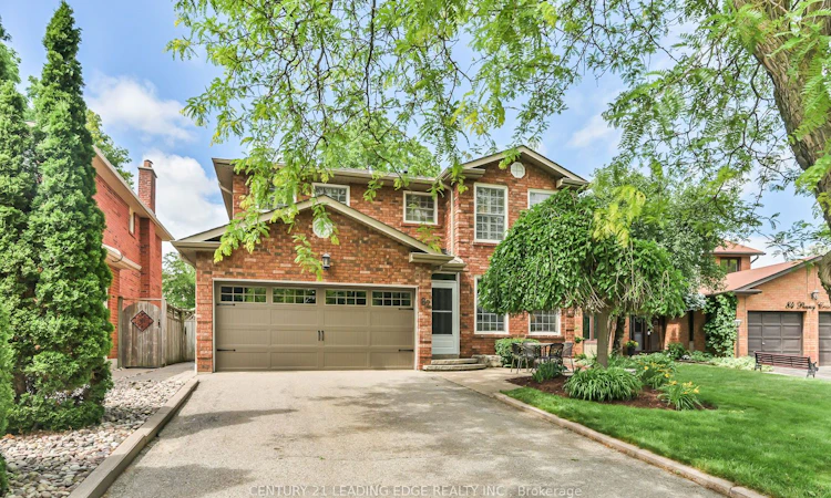 82 Penny Crescent