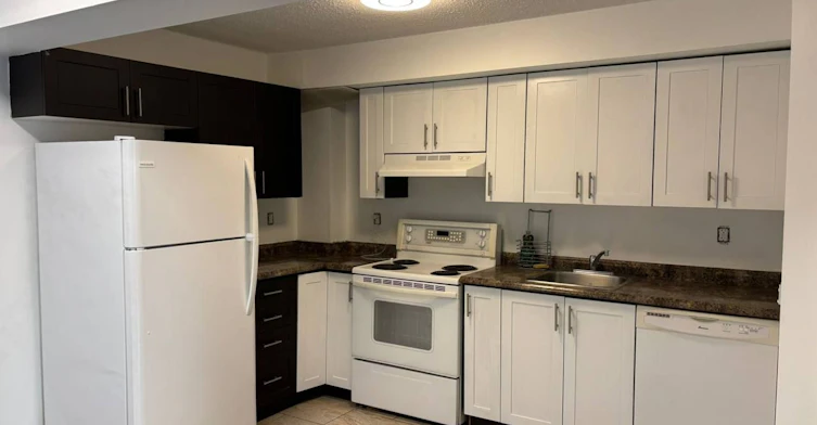 Lower-278 Waratah Avenue, Newmarket, ON, L3Y 5J2 - 5